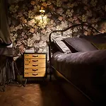 Klimas Apartment *